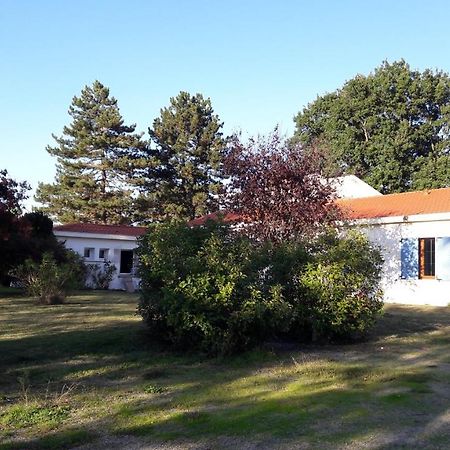 Hotel Aux Volets Bleu Villeneuve-sur-Lot Exterior foto